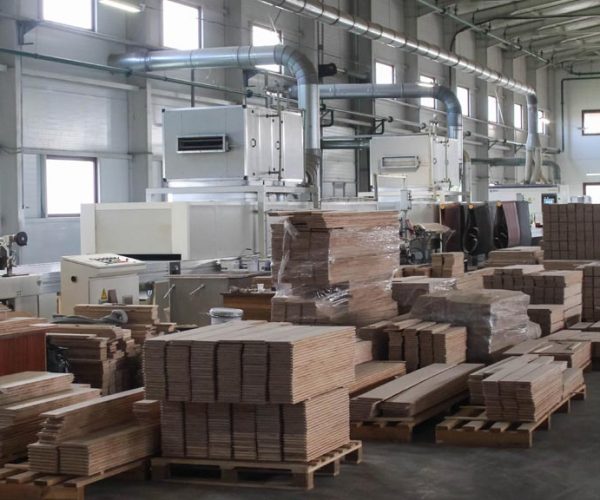 Canadian engineered floors manufacturer